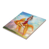 Goudvis van keramisch decoratief materiaal tegeltje (Zijkant)