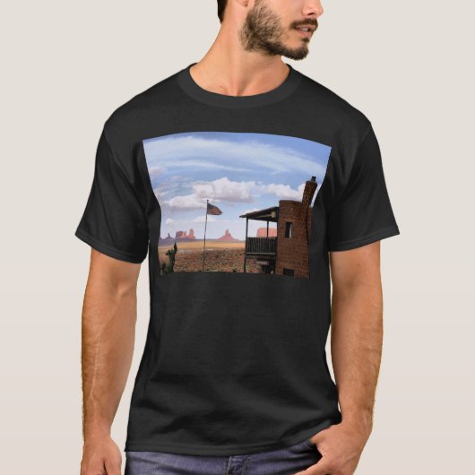 Gouldings Trading Post, Monument Valley, UT T-shirt (Voorkant)