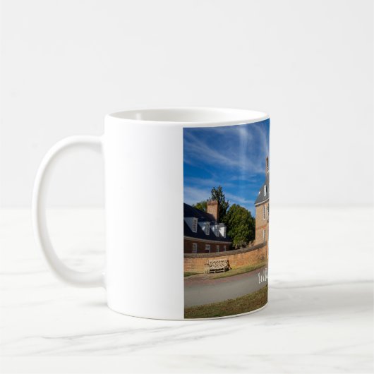 Gouverneurspaleis in Williamsburg VA Koffiemok (Links)