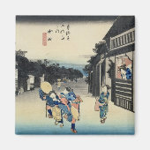 Goyu: serveersters vragen reizigers magneet (Voorkant)