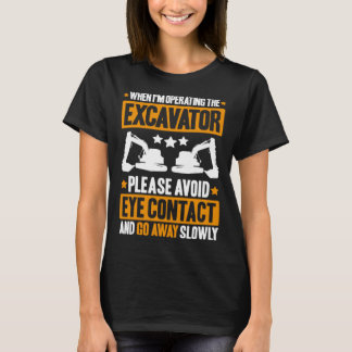 Graafwerktuigbestuurder vermijd oogcontact zwaar m t-shirt