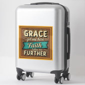 Grace heeft me hier retro design gebracht sticker (Koffer)