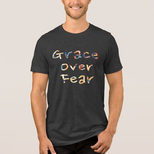 Grace Over Fear Mannen Tri-Blend Shirt (Voorkant)