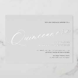 Graceful Script Quinceañera Birthday Party Silver Folie Uitnodiging
