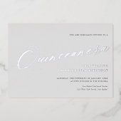 Graceful Script Quinceañera Birthday Party Silver Folie Uitnodiging (Voorkant)