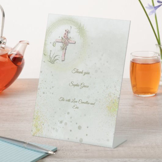 Gracieuze en sprankelende kruisdoop voetstuk teken reclamebord met voetstuk (Insitu)