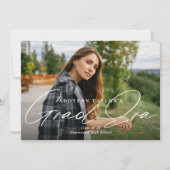 Grad Era Script Minimal Elegant Graduation Photo Aankondiging (Voorkant)