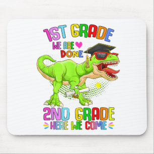 Grade Afstuderen T-rex Laatste dag van School 1e A Muismat