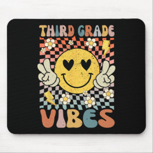 Grade Vibes 3e klas retro leraar 1e dag van SCH Muismat