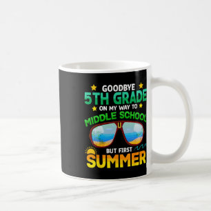 Grade weg naar middelbare school Grade eerste zome Koffiemok
