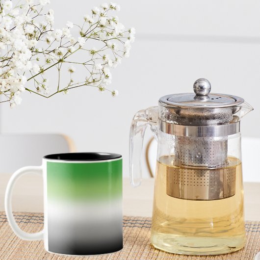 Gradient Aromantic Flag – Kleurrijke Aromantische  Tweekleurige Koffiemok