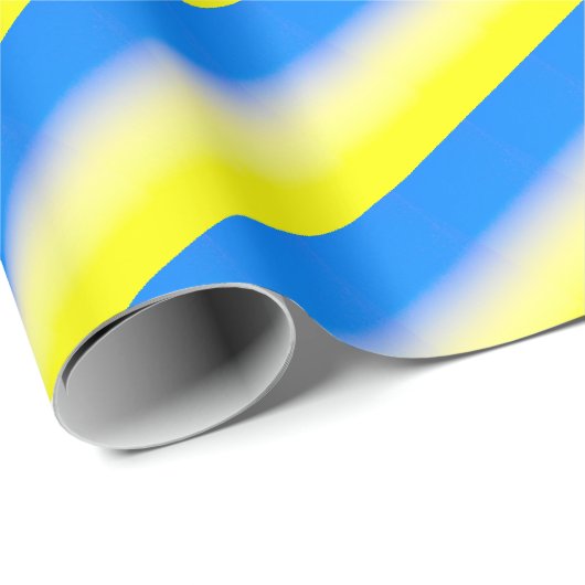 Gradiënt Blauw en Gele Stripes Oekraïne Geïnspiree Cadeaupapier (Rol Hoek)