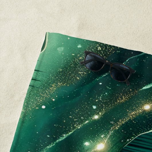 Gradient Emerald Kelly Green Glitter Monogram Strandlaken (In situ)