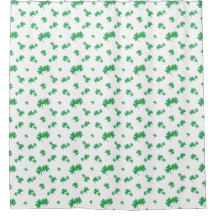 Gradient Green Irish Shamrock Pattern