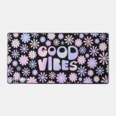 Gradiënt Holo Retro Daisies Goede Vibes Typografie Bureaumat (Voorkant)