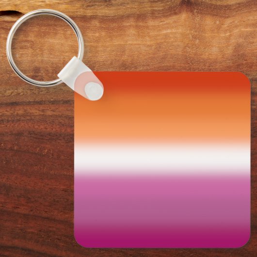 Gradient Lesbian Pride Flag – Lesbische Vlag Sleutelhanger (Voorkant)