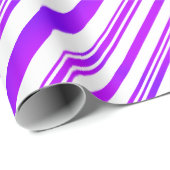 Gradiënt Paarse en witte strepen Cadeaupapier (Rol Hoek)