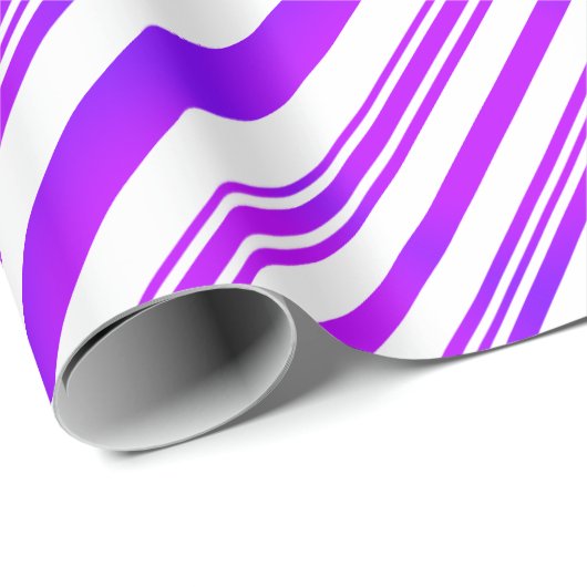 Gradiënt Paarse en witte strepen Cadeaupapier (Rol Hoek)