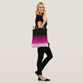 Gradiënt wit roze bordeauxrood tote bag (Op model)