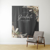 Graduate favor pampas eucalyptus elegant zwart wandkleed (In situ)