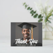 Graduate Photo Bold Script Graduation Thank You Briefkaart (Staand voorkant)
