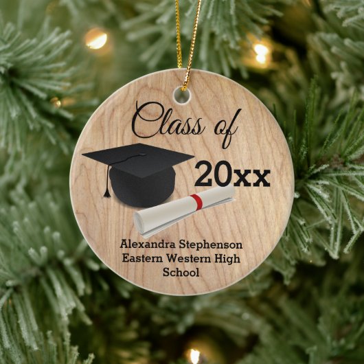 Graduation Cap Diploma Wood-look Gepersonaliseerd Keramisch Ornament (Boom)