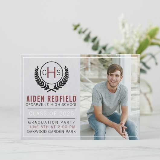 Graduation Party 2023 Monogram Maroon Kaart (Staand voorkant)