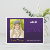 Graduation Party Paarse Photo Invitation Kaart (Staand voorkant)