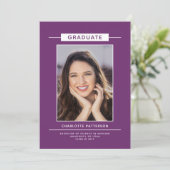 Graduation Party Simple Modern Script Photo Paars Kaart (Staand voorkant)