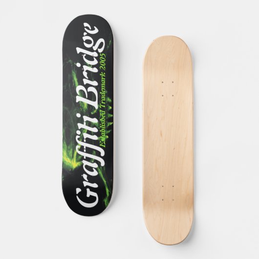 Graffiti Bridge Skateboard (Voorkant)
