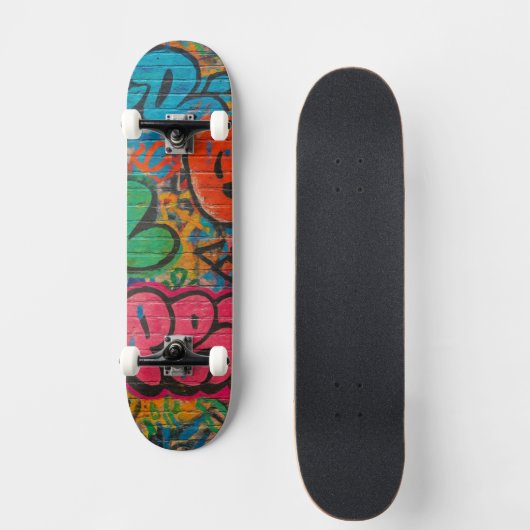 Graffiti Covered Urban Wall Unisex Persoonlijk Skateboard (Voorkant)