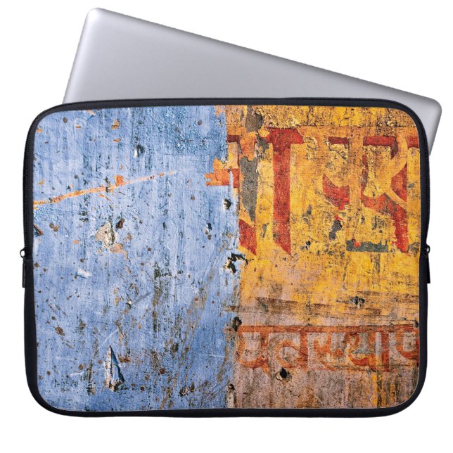 Graffiti devanagari, met wandbekleding laptop sleeve (Voorkant)