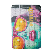 Graffiti Future is helder neonmeisje en zonnebrill Badmat (Voorkant Verticaal)