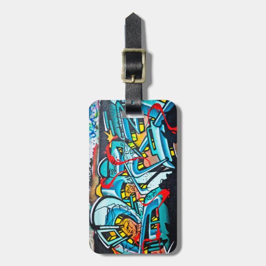 Graffiti-graffiti in de urbane metro bagagelabel (Voorkant verticaal)