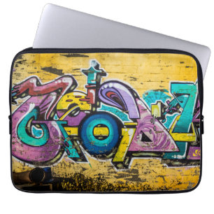 Graffiti, Grundarfjordur, IJsland Laptop Sleeve