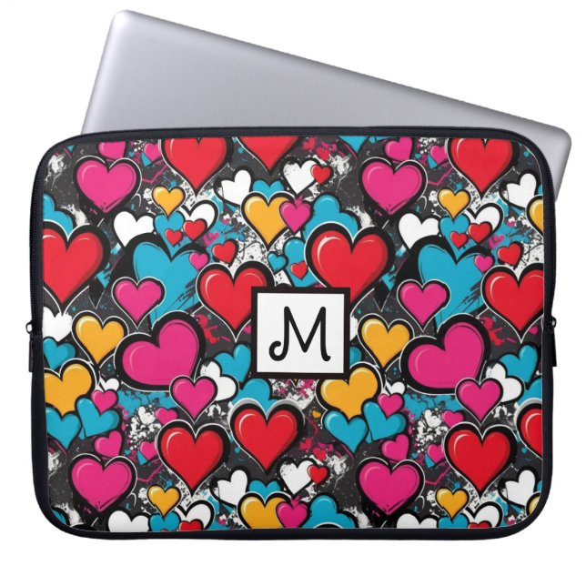 Graffiti Hearts Street Art Bright Monogrammed Laptop Sleeve (Voorkant)
