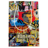 Graffiti kunst aan de muur collage medium cadeauzakje (Voorkant)