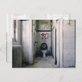 Graffiti leek op graffiti geverfd op een toilet briefkaart (Voorkant / Achterkant)