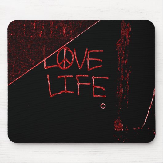 Graffiti "Love Life" Neon Rode Muismat (Voorkant)