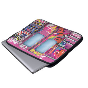 Graffiti metrotrein laptop sleeve