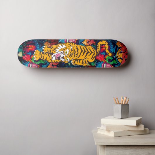 Graffiti Oranje tijger, aangepast aan het skateboa Persoonlijk Skateboard (Muurkunst (Horizontaal))