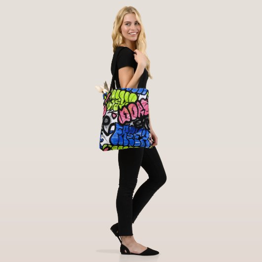 Graffiti Patroon Tote Bag (Op model)