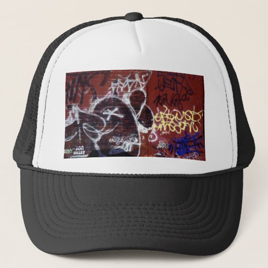 Graffiti pet (Voorkant)