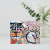 Graffiti tegen de muur briefkaart (Staand voorkant)