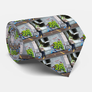 Graffiti Wall Lucy Stropdas