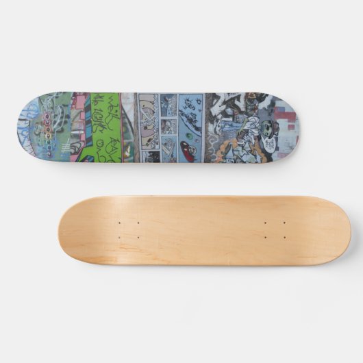 Graffiti Wall - (St. Louis, Mo) Skateboard (Horizontaal)