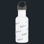 Graffiti Water voor persoonlijk gebruik Waterfles<br><div class="desc">Elegant script grafitti name,  water fles,  perfect voor wanneer je fit blijft,  gymsessie,  lopen,  joggen,  training,  sport,  foto's op het park of op het strand en tijdens het werk. Het doopvonttype,  de grootte en de kleur kunnen worden veranderd door op de pas verdere verbinding na het personaliseren te klikken.</div>