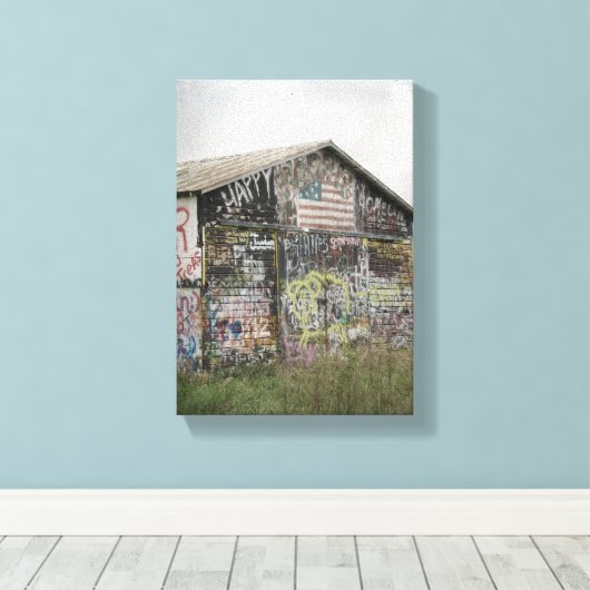 Graffitti Barn in Iowa Canvas Afdruk (Insitu (Houten vloer))
