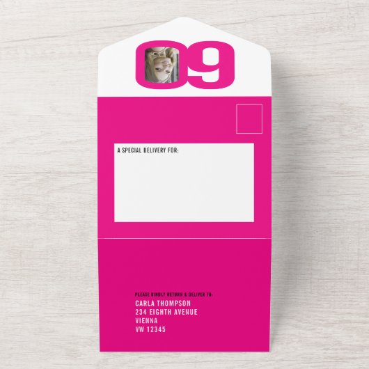 Grafisch roze witte fotocirkels 60e verjaardag all in one uitnodiging (Buitenkant)