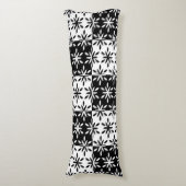 Grafisch zwart-wit en wit geometrisch ventilatorpa lichaamskussen (Voorkant Verticaal)